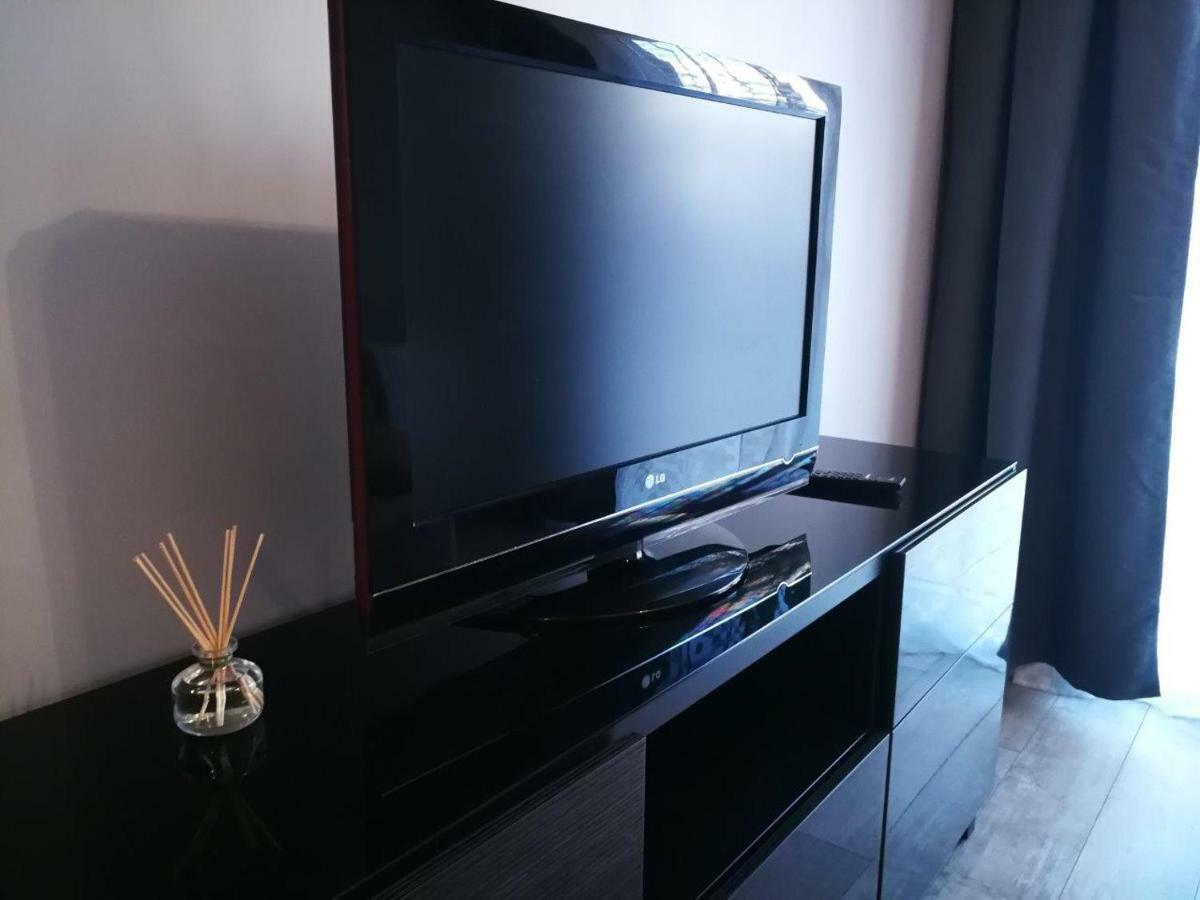 Apartament Nad Odra Z Tarasem Breslavia Exterior foto